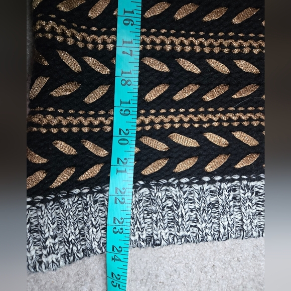 RAG & BONE black and gold lambswool sweater.  Size medium - Picture 8 of 9